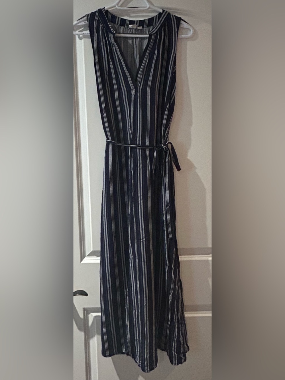 GAP Striped Navy Blue and White Sleeveless Maxi Dress with Tie Waist